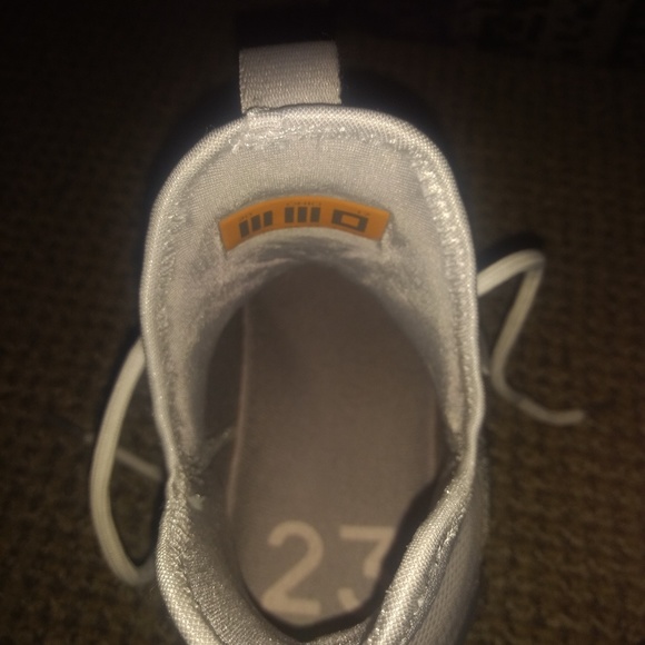 Nike LeBron 14 air mag - Picture 4 of 4